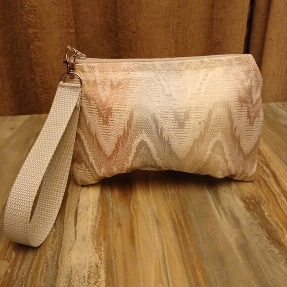 New Zippy Hanging Canvas Wristlet Clutch Pouch Make-up Bag Chevron Pastel Floral - Picture 10 of 16